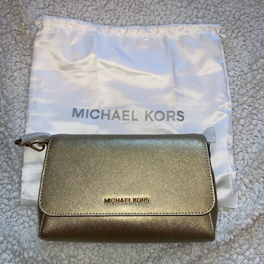 Michael Kors Crossbody Clutch